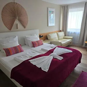 Maxhotel Hotel